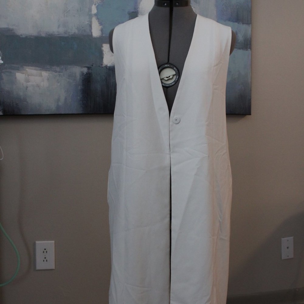 long vest - Picture 2 of 3